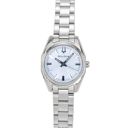 Reloj Bulova Surveyor para mujer, modelo 96L345, de acero inoxidable, esfera azul claro, movimiento de cuarzo.