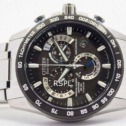 Reloj Citizen Eco-Drive Perpetual Calendar AT4010-50E de titanio para hombre