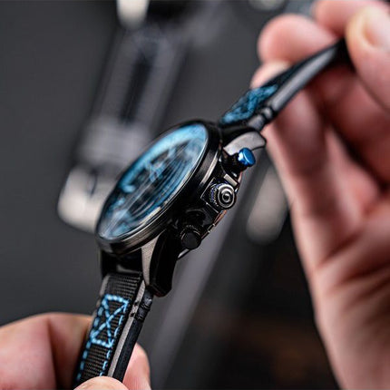 AVI-8 Hawker Hurricane Dual Cronógrafo retrógrado Storm Correa de cuero negro Esfera negra Reloj de cuarzo AV-4056-0A para hombr
