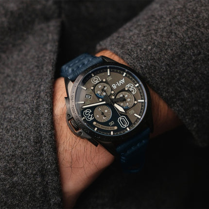 Reloj de cuarzo para hombre AVI-8 P-51 Mustang Blakeslee Chronograph Air Blue con correa de piel y esfera gris y azul AV-4077-04