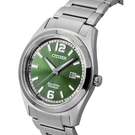 Reloj Citizen Eco-Drive Super Titanium con esfera verde AW1641-81X para hombre
