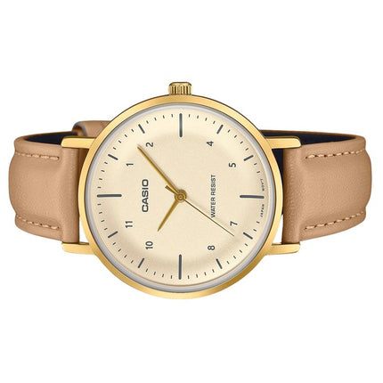 Reloj Casio Standard analógico de cuarzo con correa de cuero y esfera color salmón LTP-VT03GL-4B para mujer