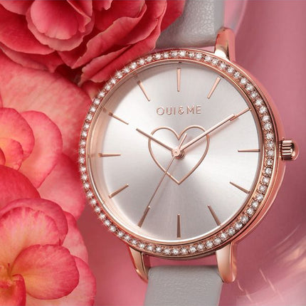 Oui &amp, Me Amourette Crystal Accents Correa de cuero Esfera plateada Cuarzo ME010289 Reloj para mujer con pulsera adicional