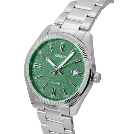 Reloj Casio Standard analógico de acero inoxidable con esfera verde de cuarzo MTP-1302DA-3AV para hombre