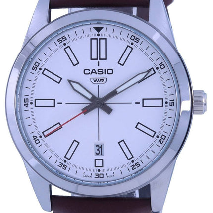 Reloj Casio analógico con esfera blanca y correa de cuero de cuarzo MTP-VD02L-7E MTPVD02L-7 para hombre