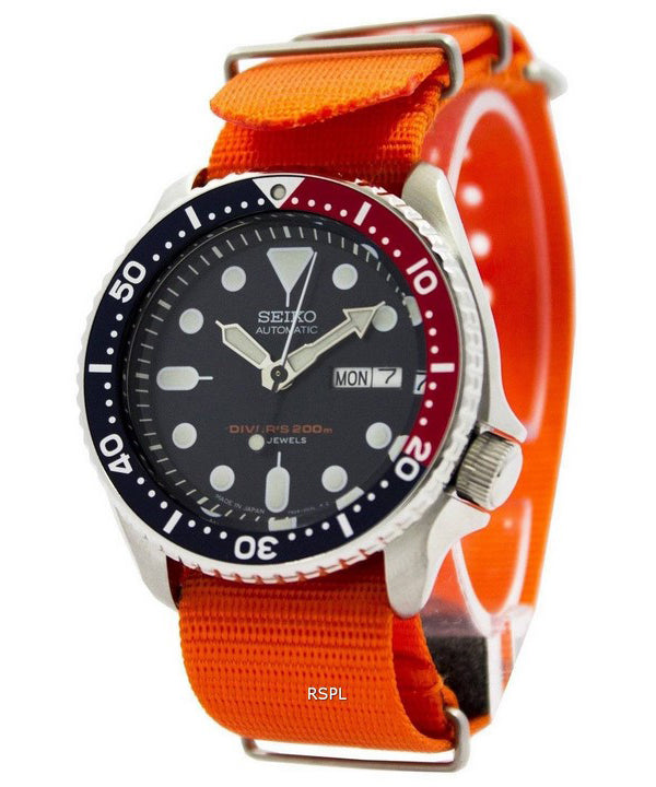 Seiko Automatic Diver&#39,s 200M NATO Strap SKX009J1-NATO7 Reloj para hombre