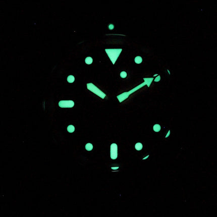 Reloj para hombre Seiko Automatic Diver&#39,s Japan Made Polyester SKX011J1-var-NATO27 200M