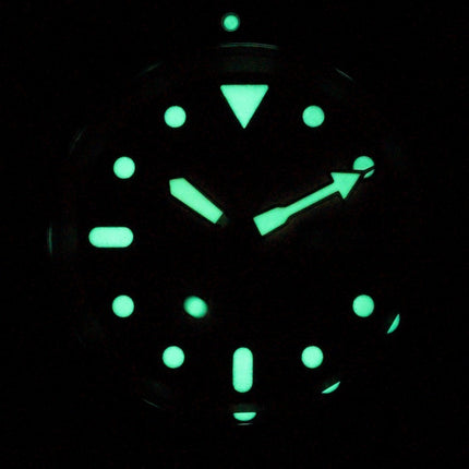 Reloj para hombre Seiko Automatic Diver&#39,s Japan Made Polyester SKX011J1-var-NATO30 200M