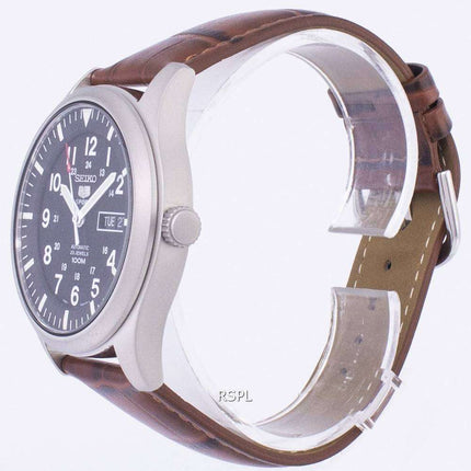 Reloj Seiko 5 Sports relación automática cuero marrón SNZG15K1-LS7 de los hombres