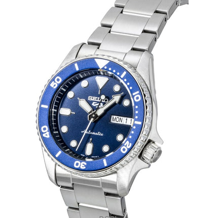 Reloj Seiko 5 Sports SKX Street Denim de acero inoxidable con esfera azul, automático SRPL77K1, resistente al agua hasta 100 m para hombre