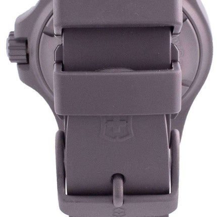Victorinox Swiss Army INOX Professional Diver Titanium Anti-Magnetic 241810 Quartz 200M Reloj para hombre