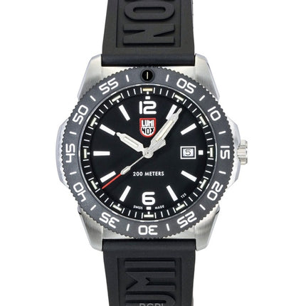 Reloj de buceo Luminox Pacific Diver XS.3121.1 para hombre, con correa de caucho, esfera negra y movimiento de cuarzo, resistente al agua hasta 200 metros.