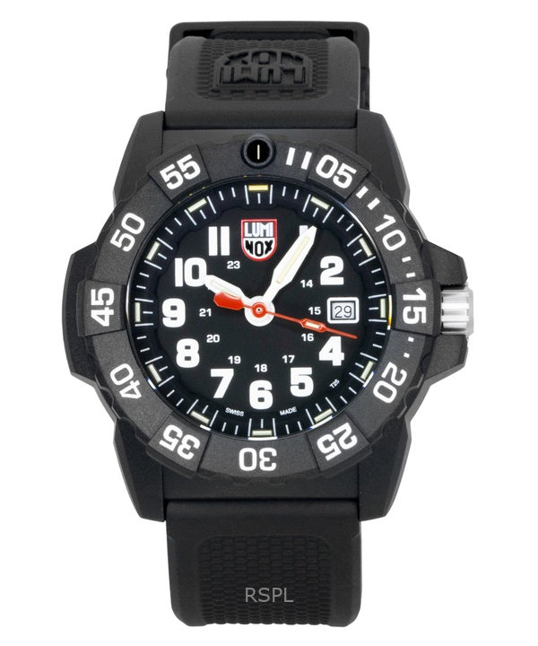 Reloj Luminox Navy Seal XS.3501.F para hombre, con correa de caucho, esfera negra, movimiento de cuarzo y resistencia al agua hasta 200 metros.