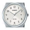 Reloj Casio estándar analógico de acero inoxidable con esfera blanca y cuarzo MTP-B145D-7B para hombre